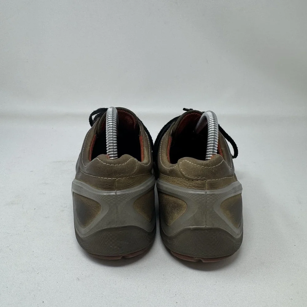 ECCO Biom Grip Natural Motion Sneakers Urbaneering Leather Mens‎ EU40 / US 7-7.5